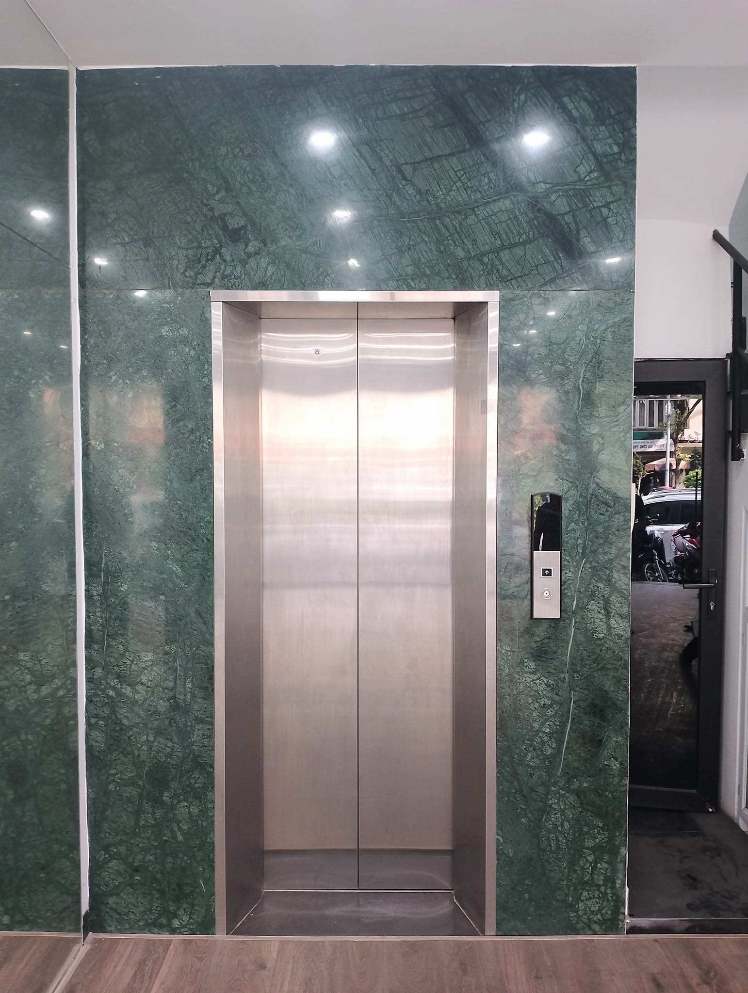 Bán nhà ngõ 301 Hồng Hà Hoàn Kiếm 71M2, MẶT TIỀN RỘNG 5M. CHỈ 12,6 TỶ