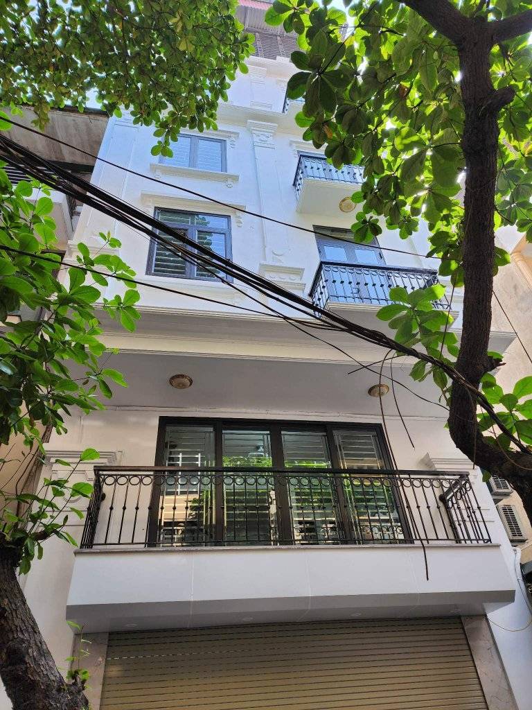 Bán nhà ngõ 435 Hồng Hà Hoàn Kiếm 5 tầng, phố ngắn đông vui