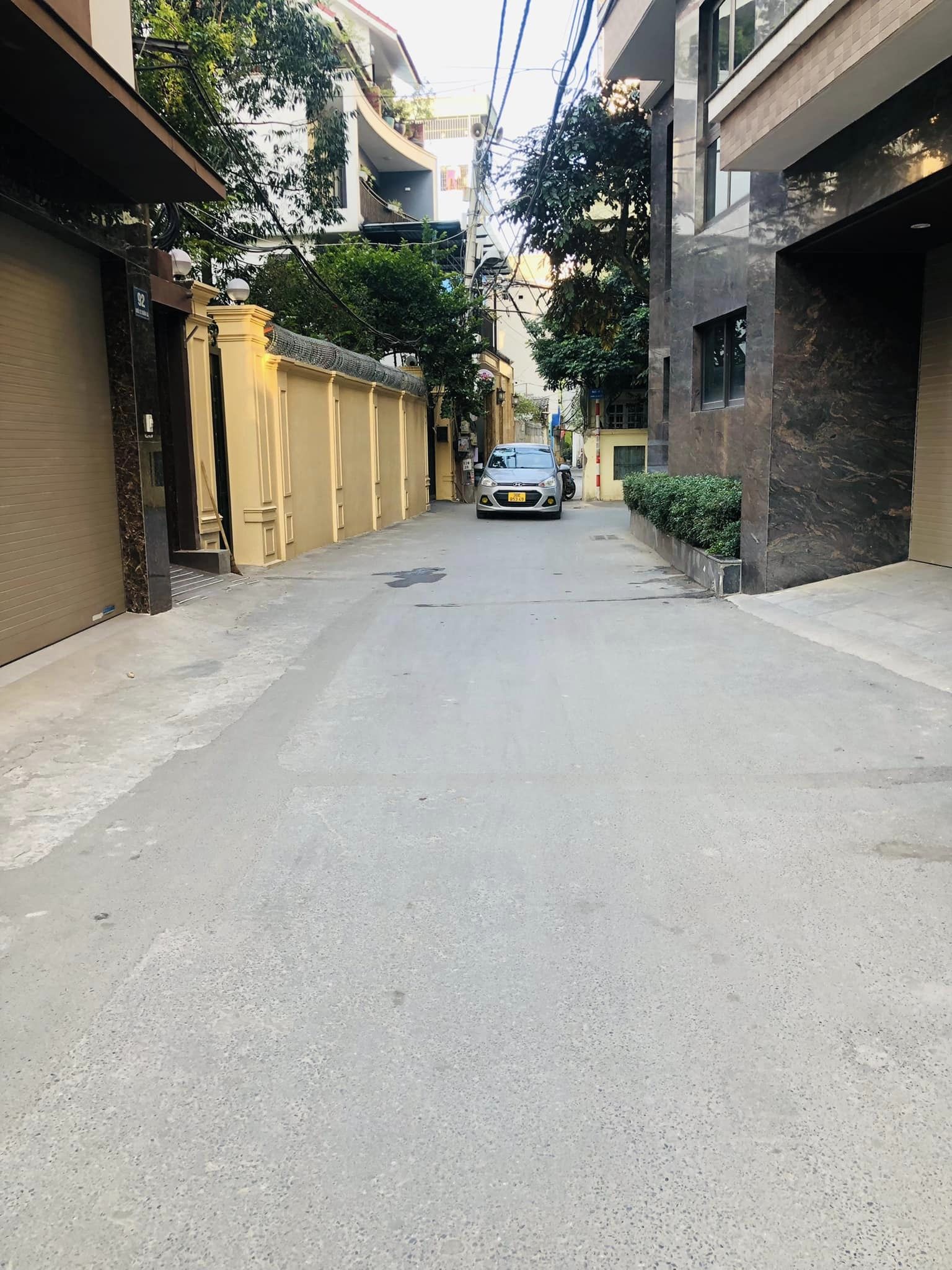 BÁN NHÀ XUÂN LA 19.8 TỶ 134M2 5T MT 6.3M- NGÕ THÔNG – OTO TRÁNH – 2 THOÁNG – NHÀ ĐẸP – KINH DOANH