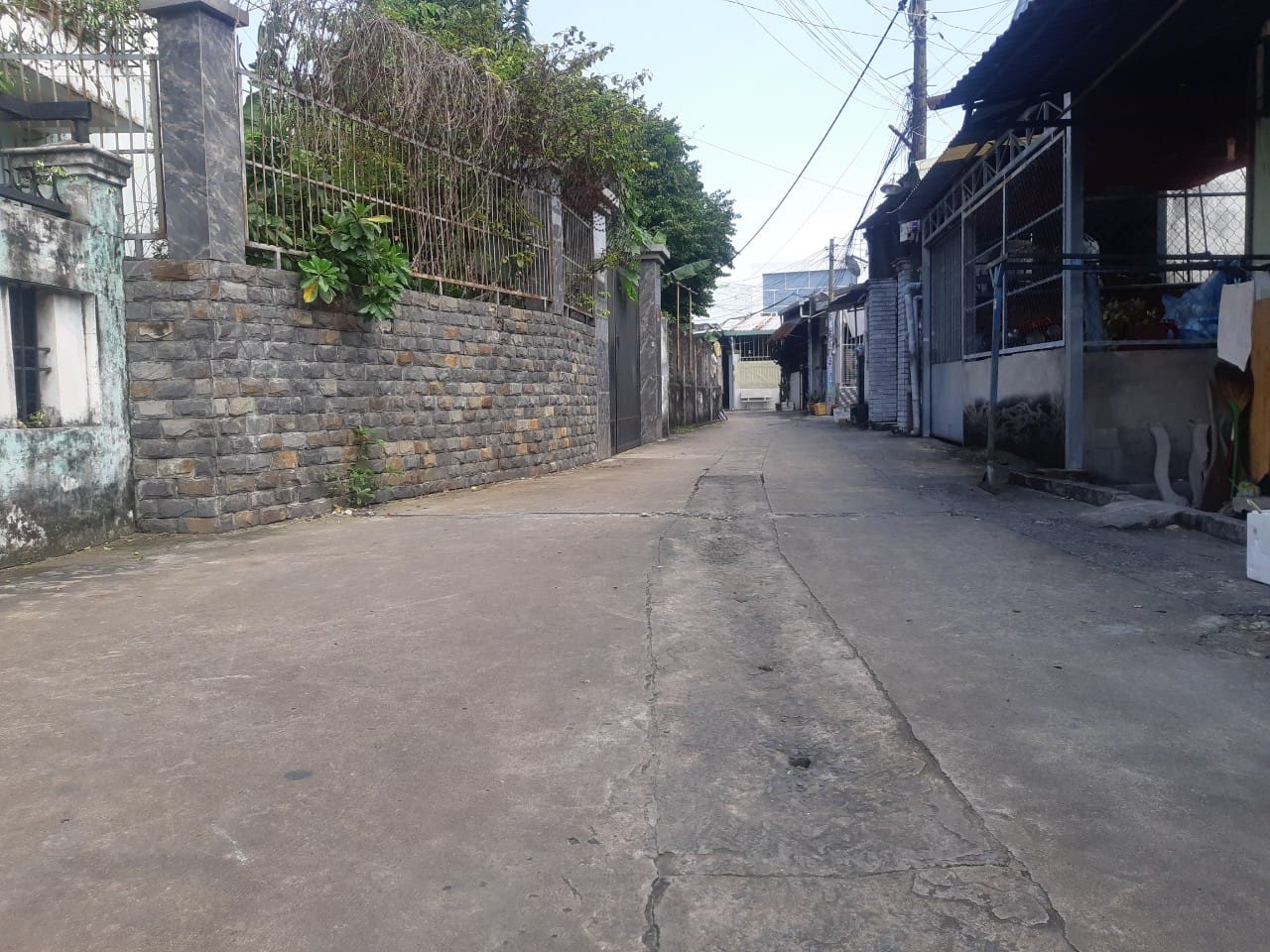 Bán 3 Căn Nhà C4 -15 x 17 - Chợ Bà Điểm - Hóc môn -Nhỉnh 6 Tỷ