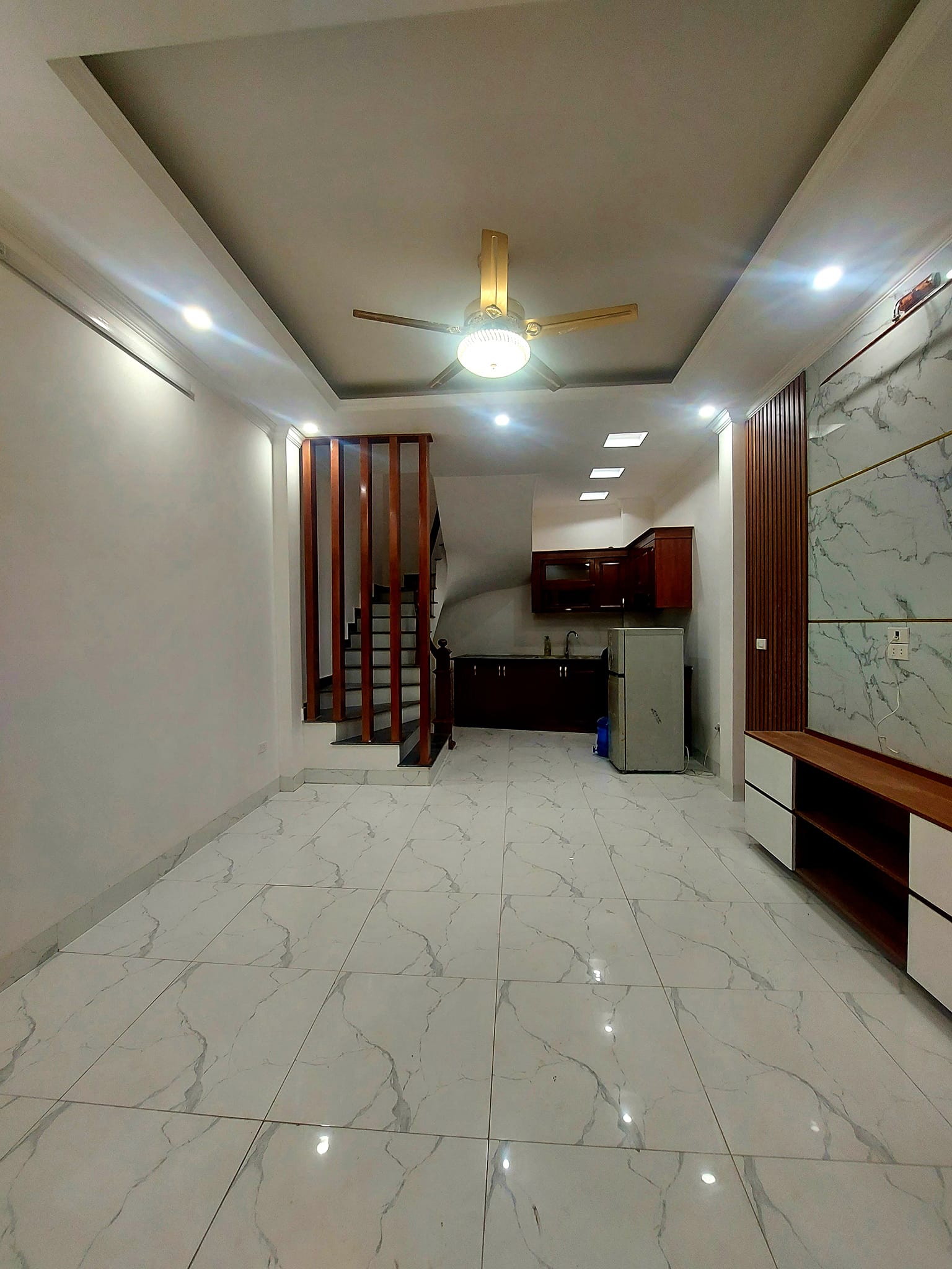 BÁN NHÀ MỚI PHỐ MỸ ĐÌNH, 50M Ô TÔ ĐỖ CỬA, DT 35M2x5T, GIÁ 4 TỶ