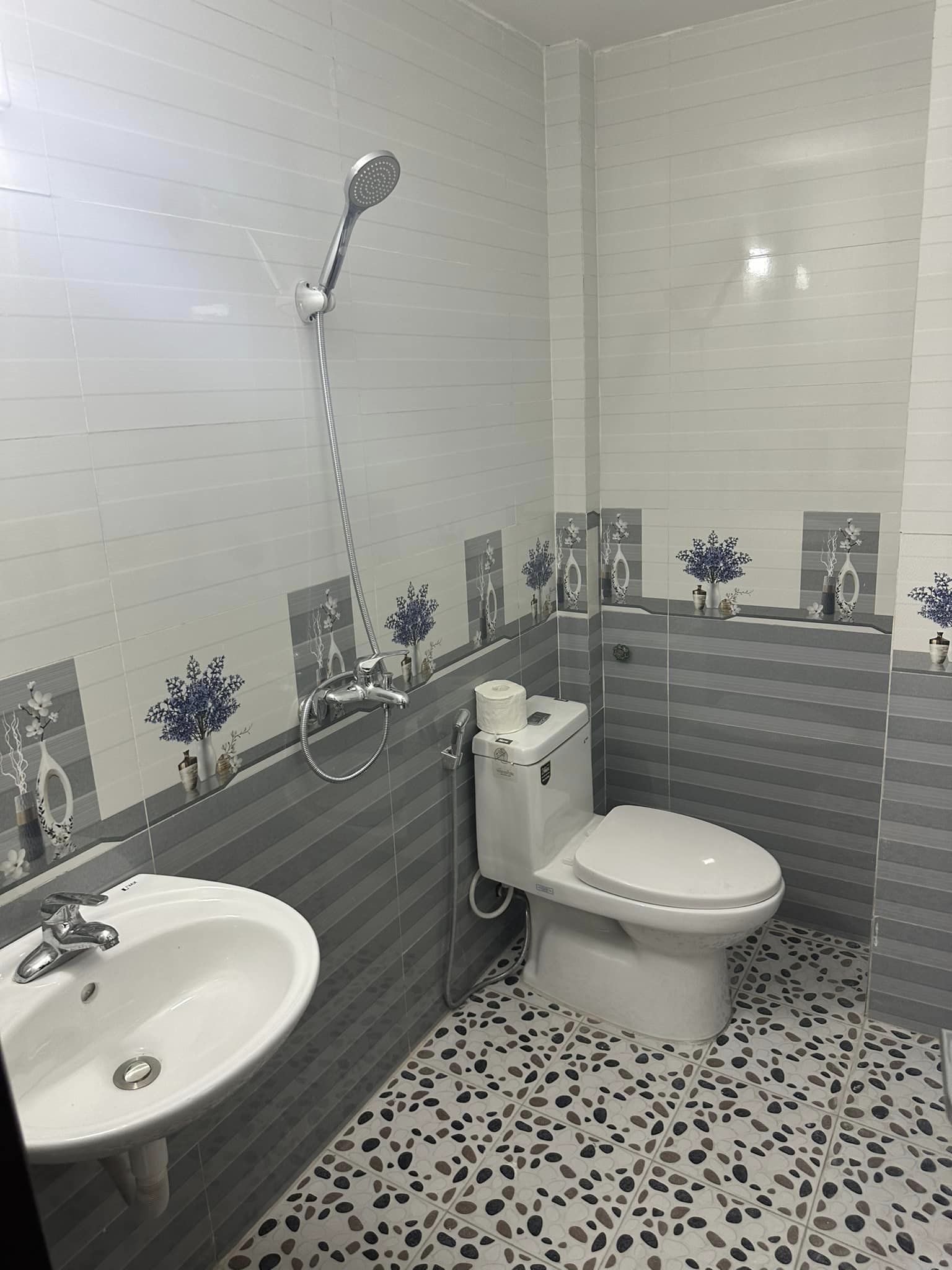 BÁN NHÀ VẠN PHÚC HÀ ĐÔNG NHÀ MỚI NGÕ THÔNG Ô TÔ TRÁNH 45M2 GIÁ 5.5 TỶ