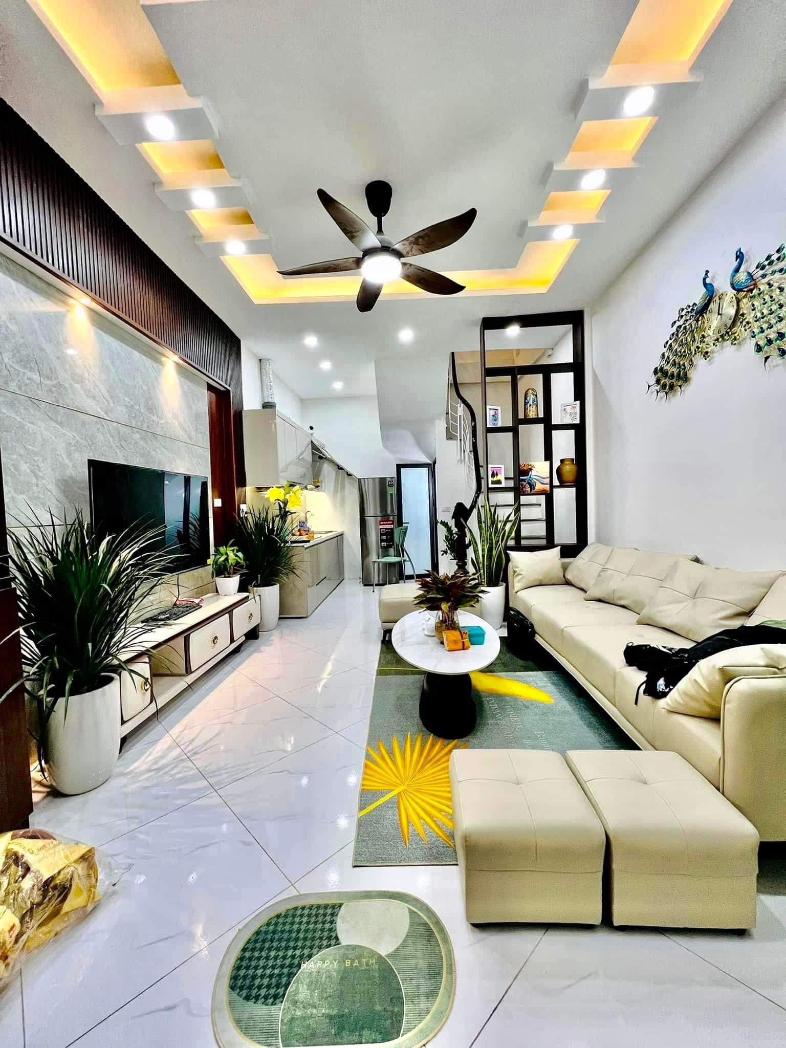 Bán nhà Phan Đình Giót, Thanh Xuân: 41m2*5T* 3,95 tỷ gần ôtô, nhà đẹp ở luôn,full NT