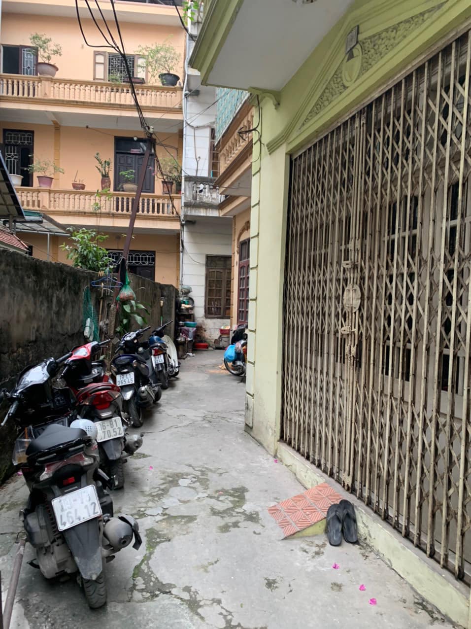 BÁN NHÀ THỤY KHUÊ-VÕNG THỊ 40M2 4T MẶT TIỀN 6M GIÁ 4,2 TỶ CÓ THƯƠNG LƯỢNG