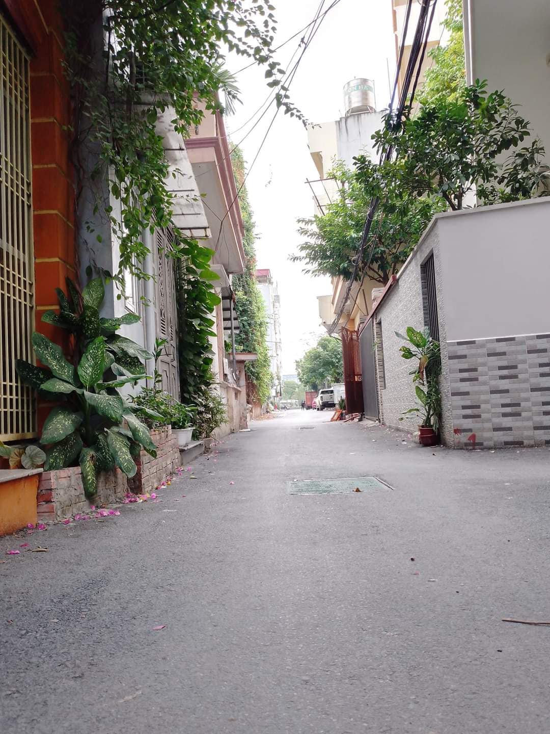 Bán nhà 3 tầng Lê Trọng Tấn, Hà Đông Ô TÔ-KINH DOANH sầm uất 40m2 chỉ 5 tỷ