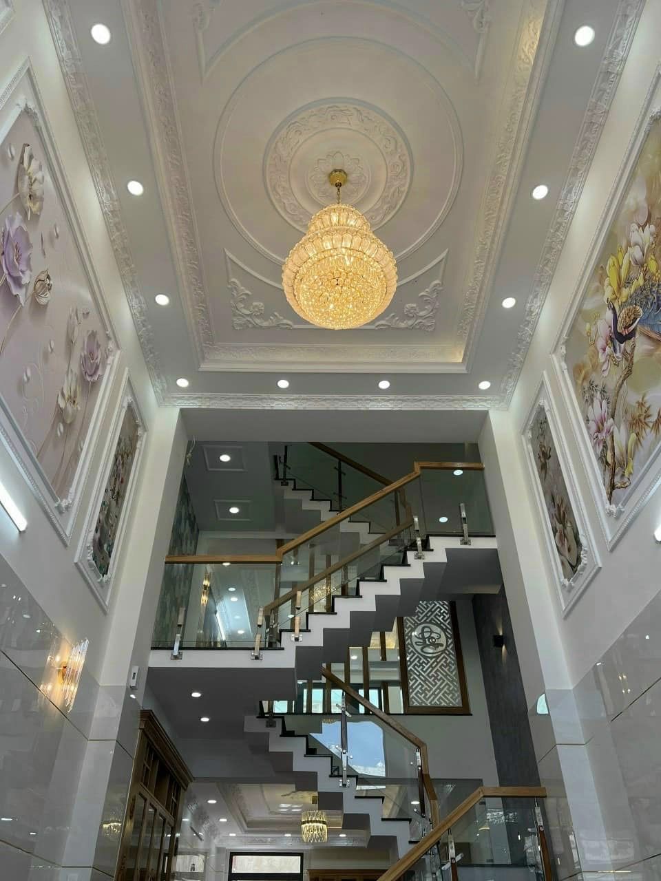 Bán gấp nhà Văn Thân Quận 6 Hẽm 6m Lô gốc -Không lộ giới -66m2 - Gần Chợ Lớn Quận 5 Chỉ 3 Tỷ.3,6 tỷ - 68 m²Quận 6,