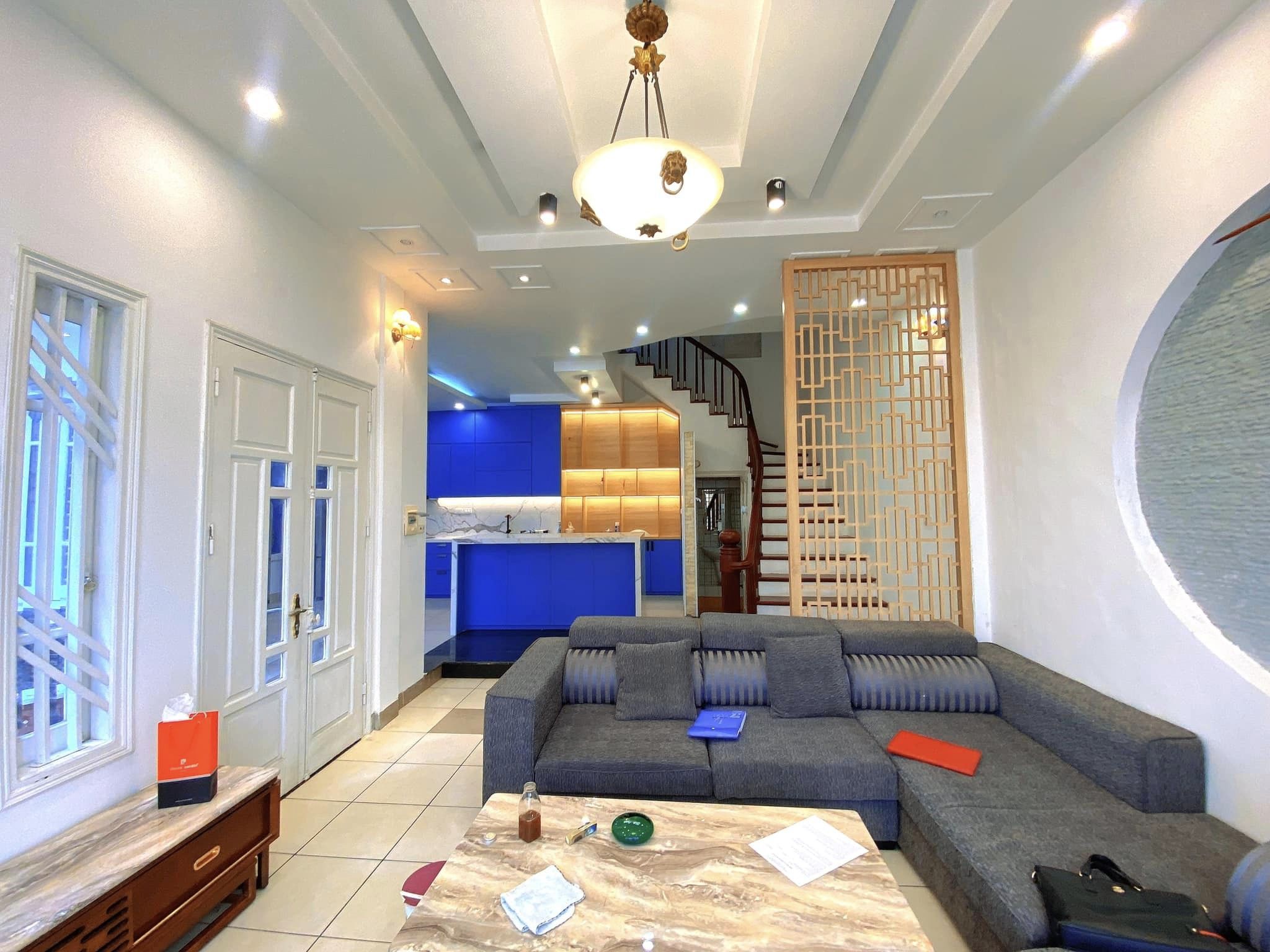 Bán nhà ngõ 203 Hồng Hà Hoàn Kiếm 30m2, 4 tầng, mặt tiền cực rộng, kinh doanh đa ngành