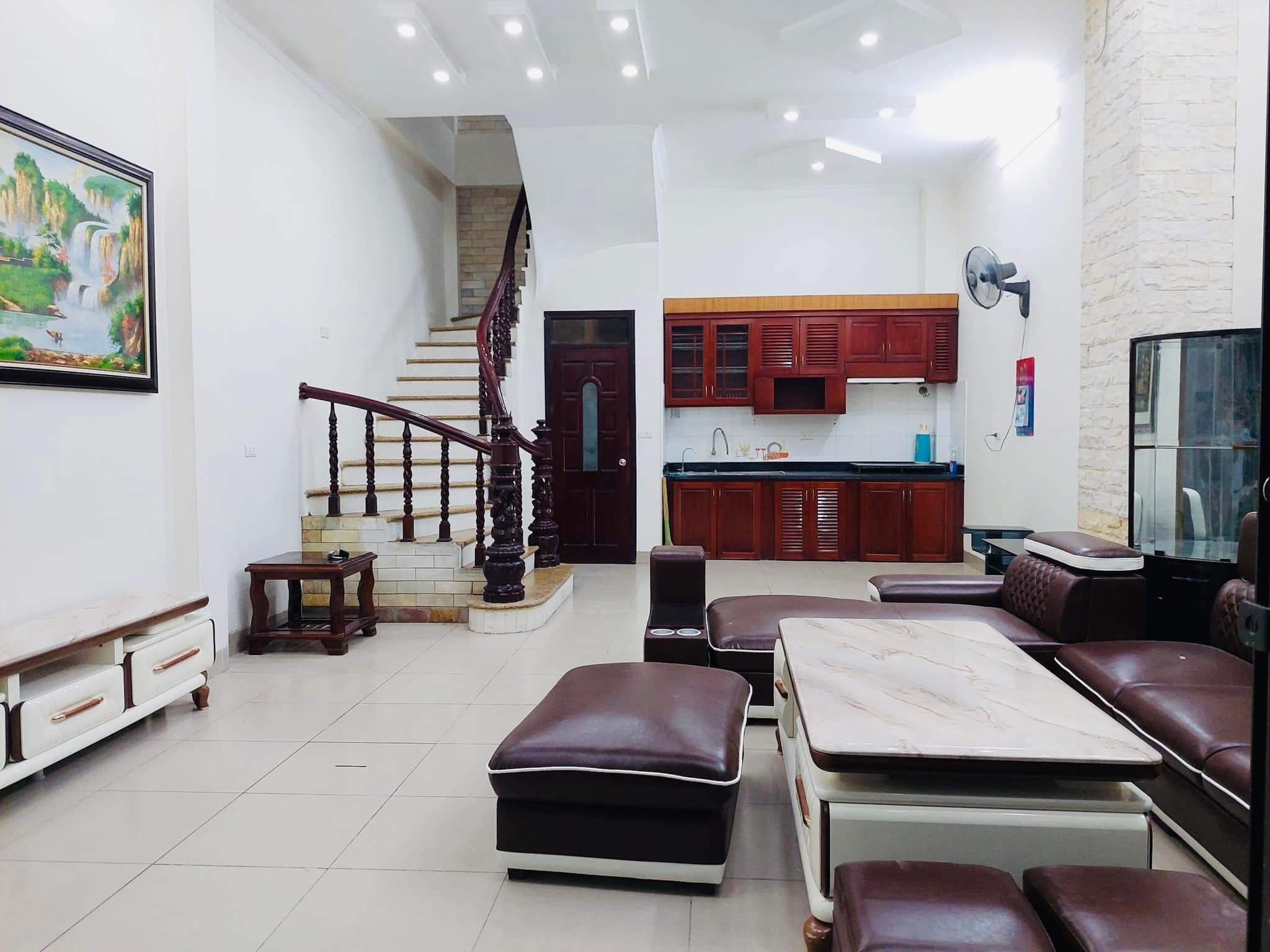 BÁN NHÀ NGÕ 27 THÔNG XÃ ĐÀN KINH DOANH GIÁ 4,7 TỶ