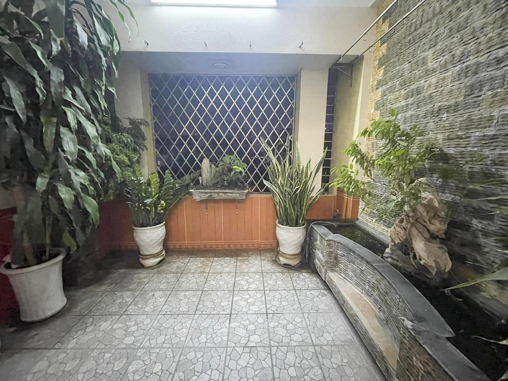 Bán nhà Lĩnh Nam, Hoàng Mai - sổ đỏ đẹp nở hậu nhẹ 42.5m4T chỉ 4 Tỷ