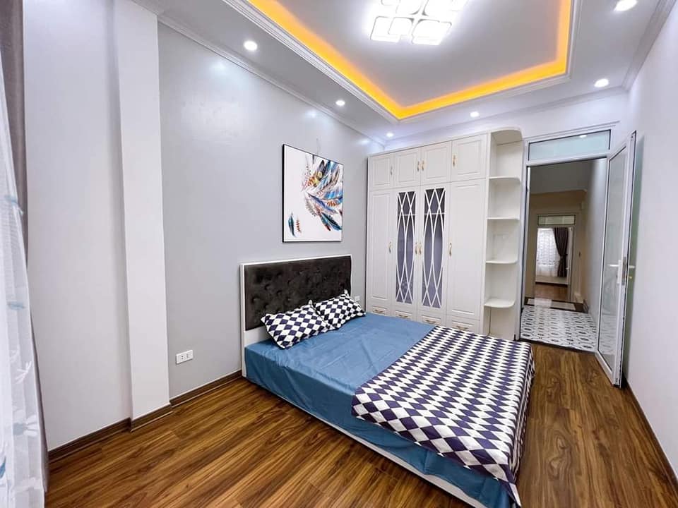 BÁN NHÀ NGÕ 16 THÁI HÀ, DIỆN TÍCH 41M, MẶT TIỀN 3,6M, 5 TẦNG. GIÁ CHỈ 4,4 TỶ