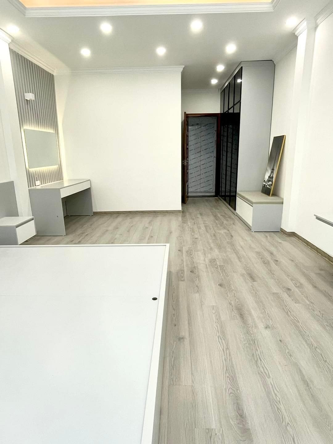 BÁN NHÀ NGÕ 16 THÁI HÀ, DIỆN TÍCH 45M, MẶT TIỀN 3,9M, 5 TẦNG. GIÁ CHỈ 5 TỶ