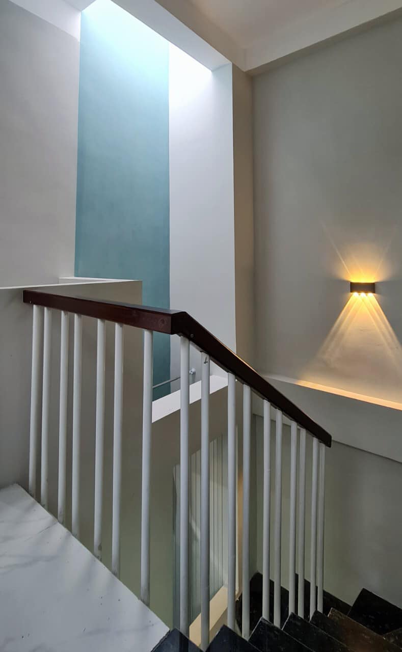 Hàng Hiếm, Bán Nhà Gốc Đề ,Minh Khai, Mới Tinh , 5 Tầng, Ngõ Rộng , DT 47m2 Giá 4.1 TỶ
