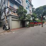 110m2 - 1
