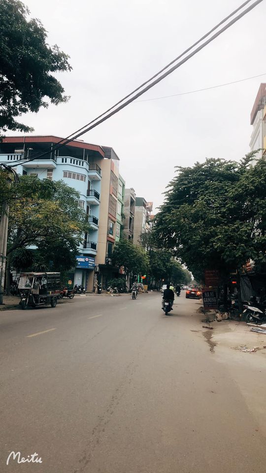 BÁN ĐẤT TẶNG NHÀ PHỐ MẬU LƯƠNG , KIẾN HƯNG HÀ ĐÔNG,SỔ ĐỎ .