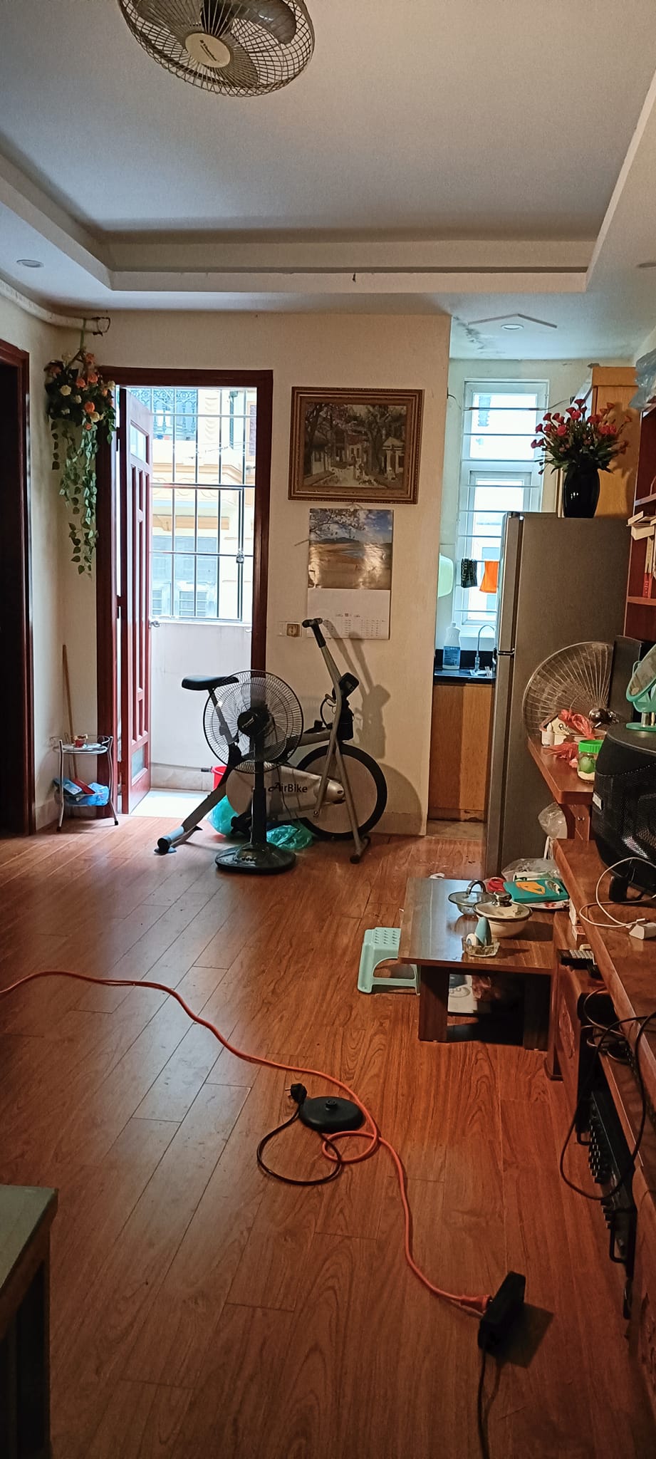 Bán chung cư Thịnh Quang, Ngã Tư Sở diện tích 50m2, 2 ngủ, full nội thất nhà đẹp ở ngay chỉ 1.35 tỷ