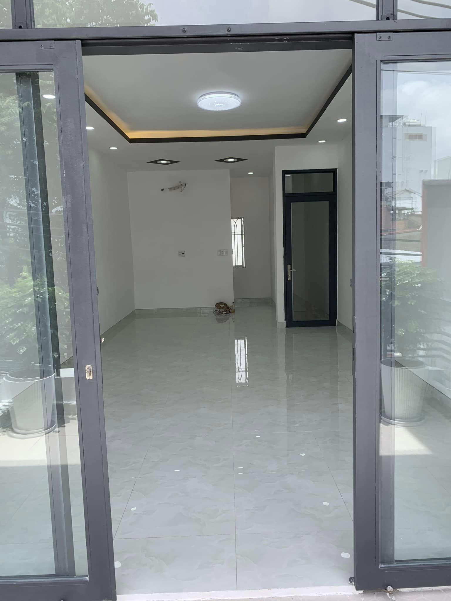 Bán nhà mặt tiền Chu Văn An Quận Bình Thạnh. DT 49m2. Giá chỉ 6.85 tỷ