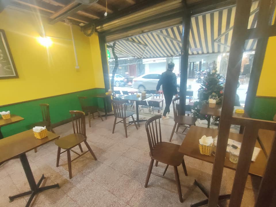 Bán Nhà Kinh Doanh Đỉnh Phố Nguyên Hồng Dt 45m2 4 tầng Mt 5m Giá 18 tỷ Đống Đa