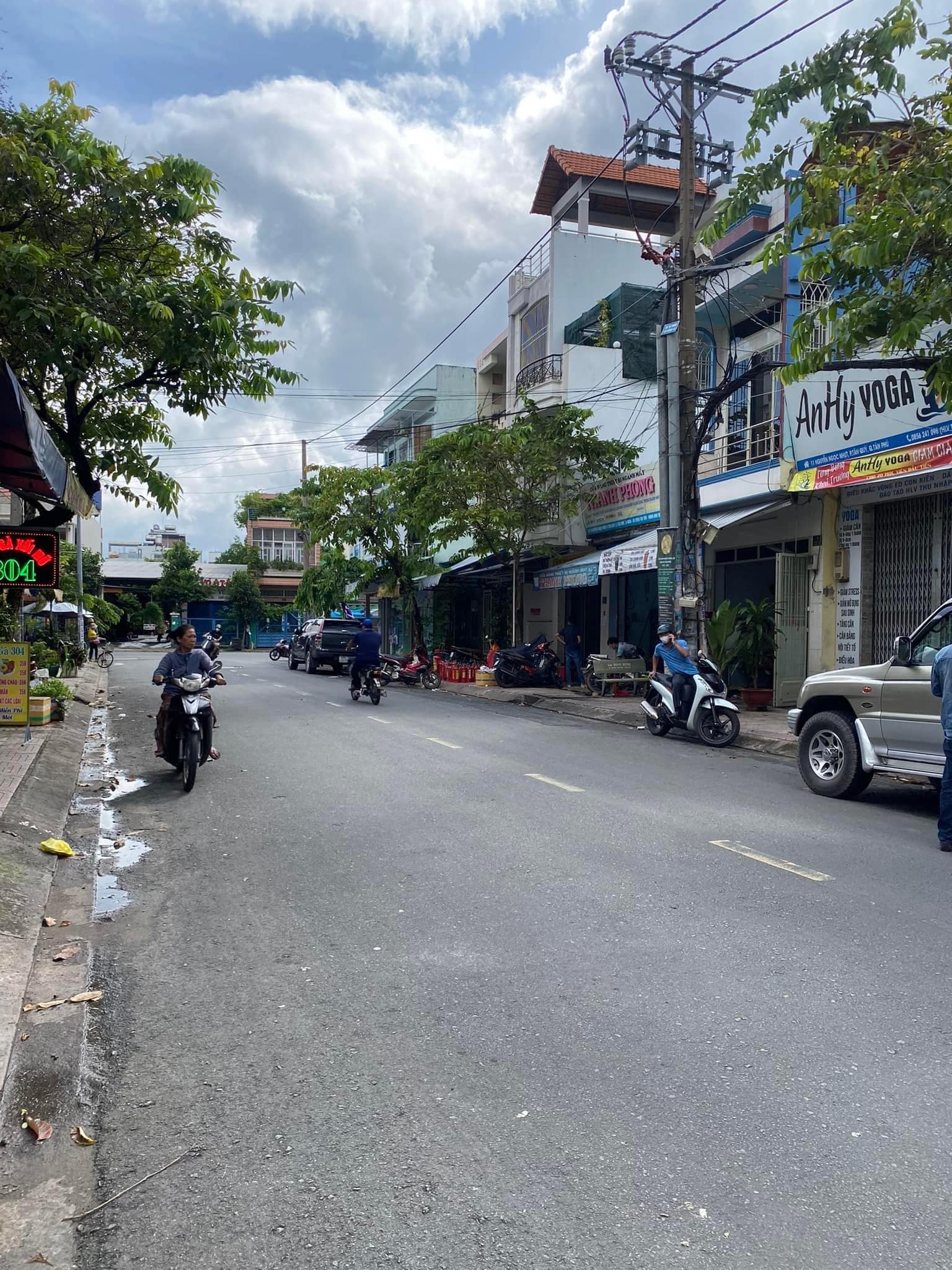 nhà đẹp đường Lý Thánh Tông ,HXH 53m2 giá 6,6 tỷ