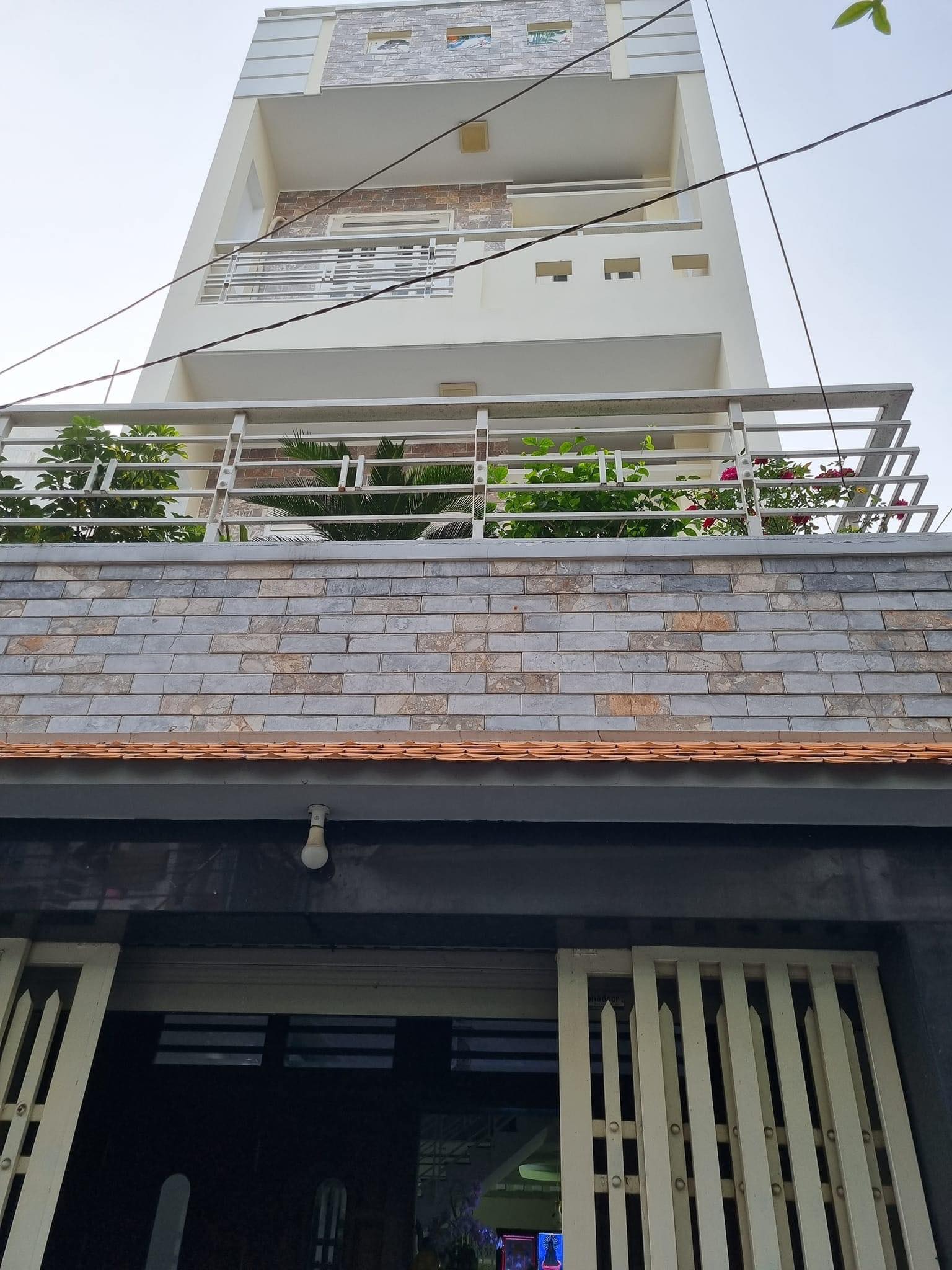 chủ bán gấp trước tết nhà đẹp trung tâm TÂN PHÚ 46m2 đường Huỳnh văn Gấm,giá 5,8 tỷ