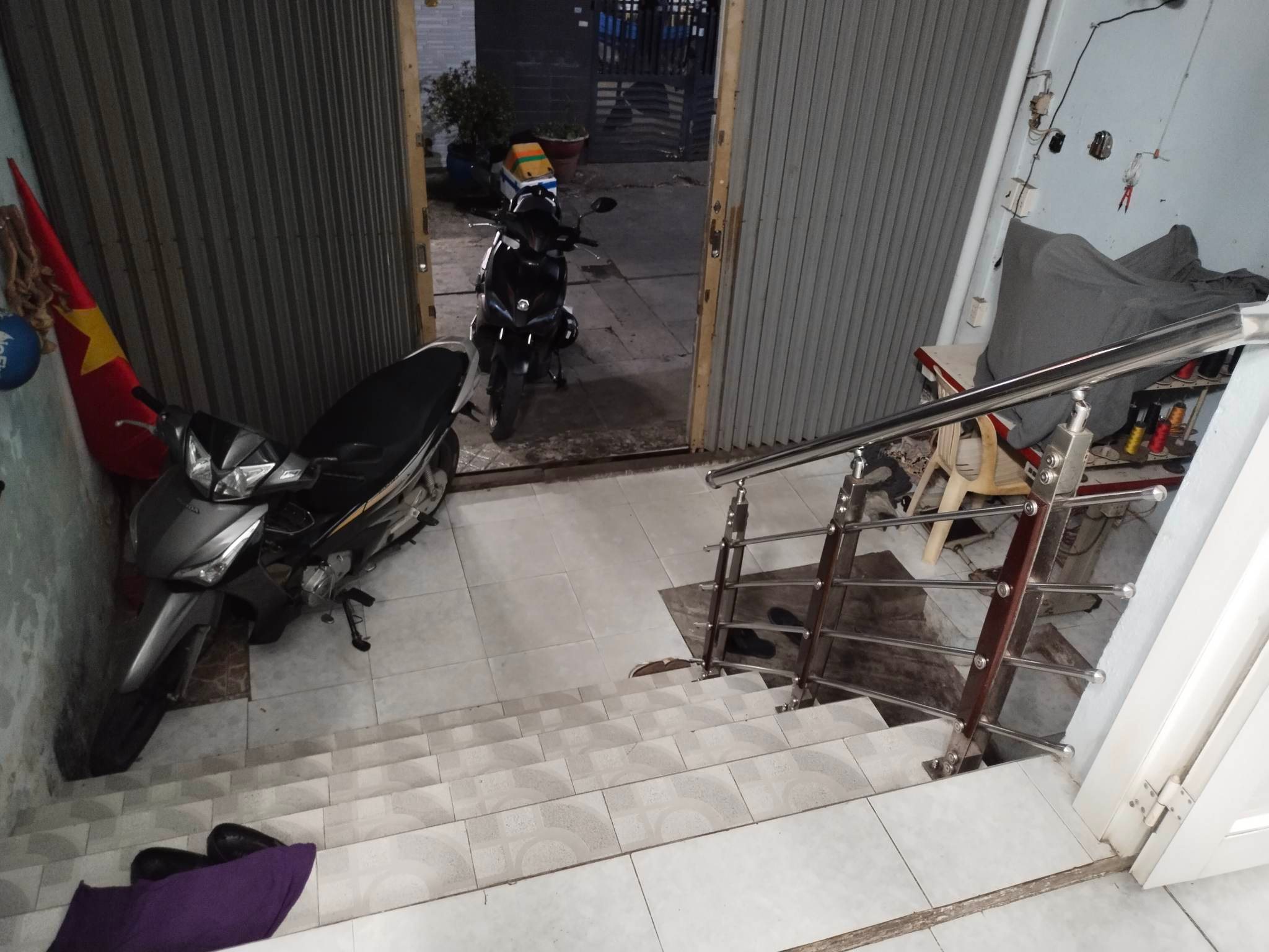 BÁN NHÀ ĐƯỜNG ĐƯỜNG XE HƠI HẬU GIANG - 2 MẶT HẺM TRƯỚC SAU SÁT MẶT TIỀN - 61M2 -2 TẦNG ĐÚC BTCT CHỈ 3 TY 550