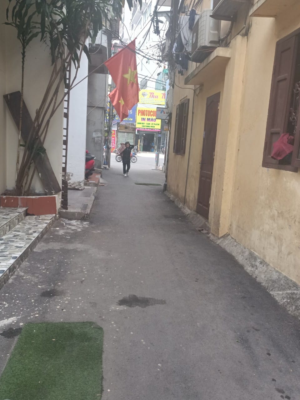 Bán nhà mới đẹp, ở luôn, Phùng Hưng Hà Đông, 5 tầng, MT 3m, giá 2.3 tỷ. LH 0986951728