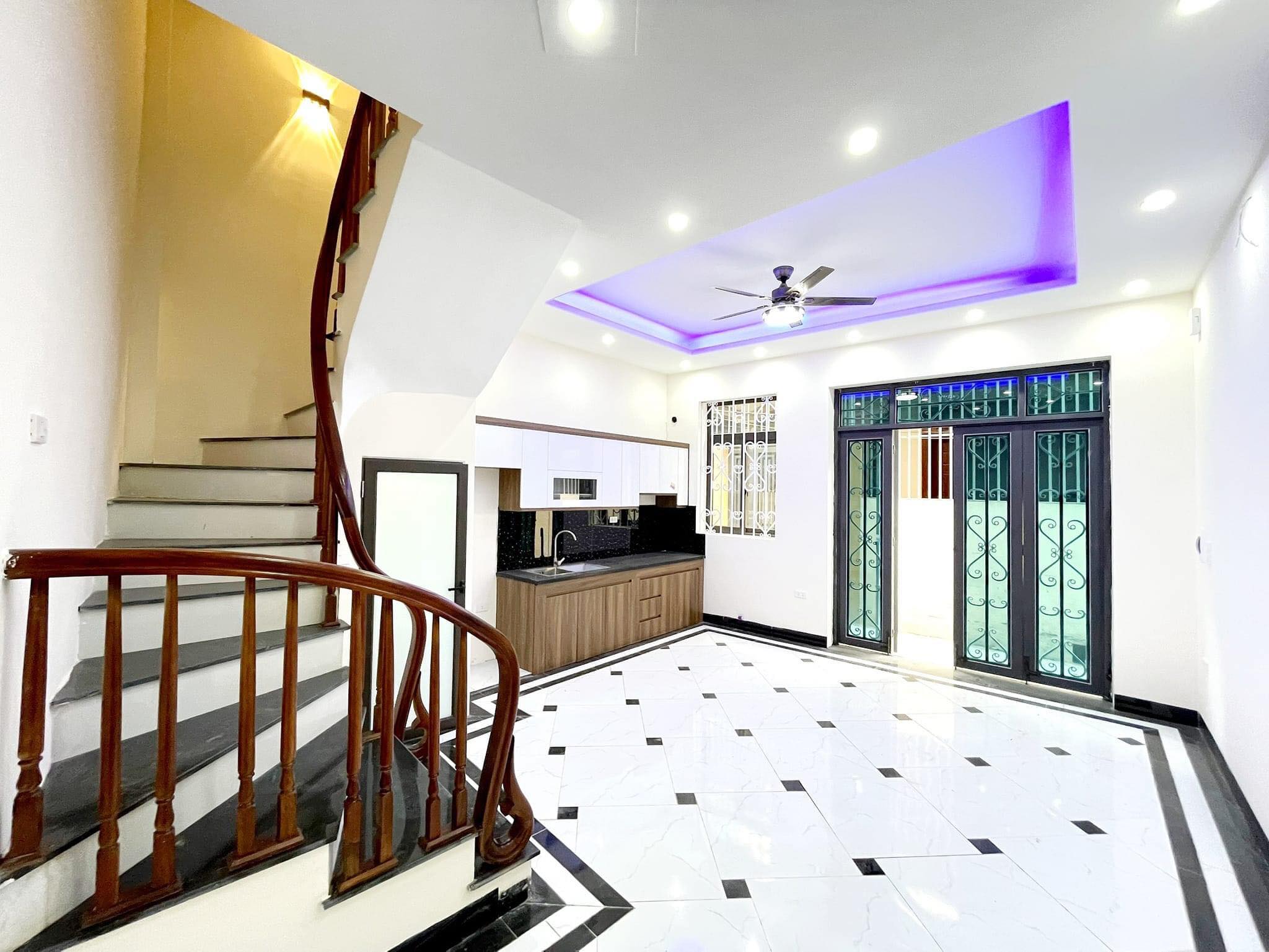 BÁN NHÀ MỚI PHỐ QUANG TRUNG, 30M, 4 TẦNG, 2,65 TỶ, CĂN GÓC THOÁNG, 3 BƯỚC RA MẶT PHỐ, TIỆN ÍCH ĐẦY ĐỦ.