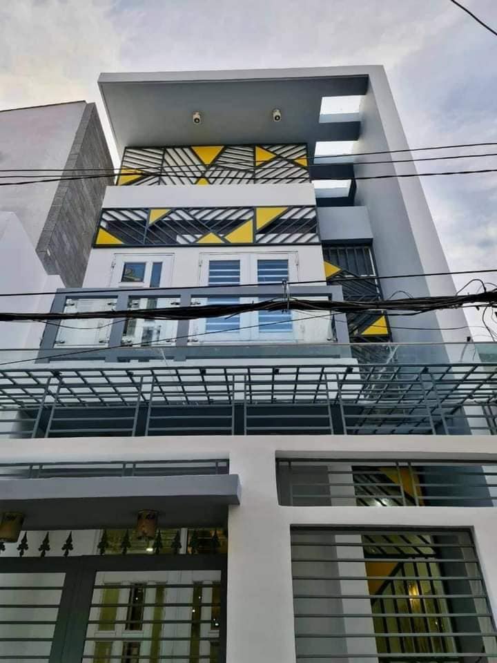 Bán nhà hxh đường huỳnh thiện lộc ,hòa thạnh 68m2 giá 6.2 tỷ