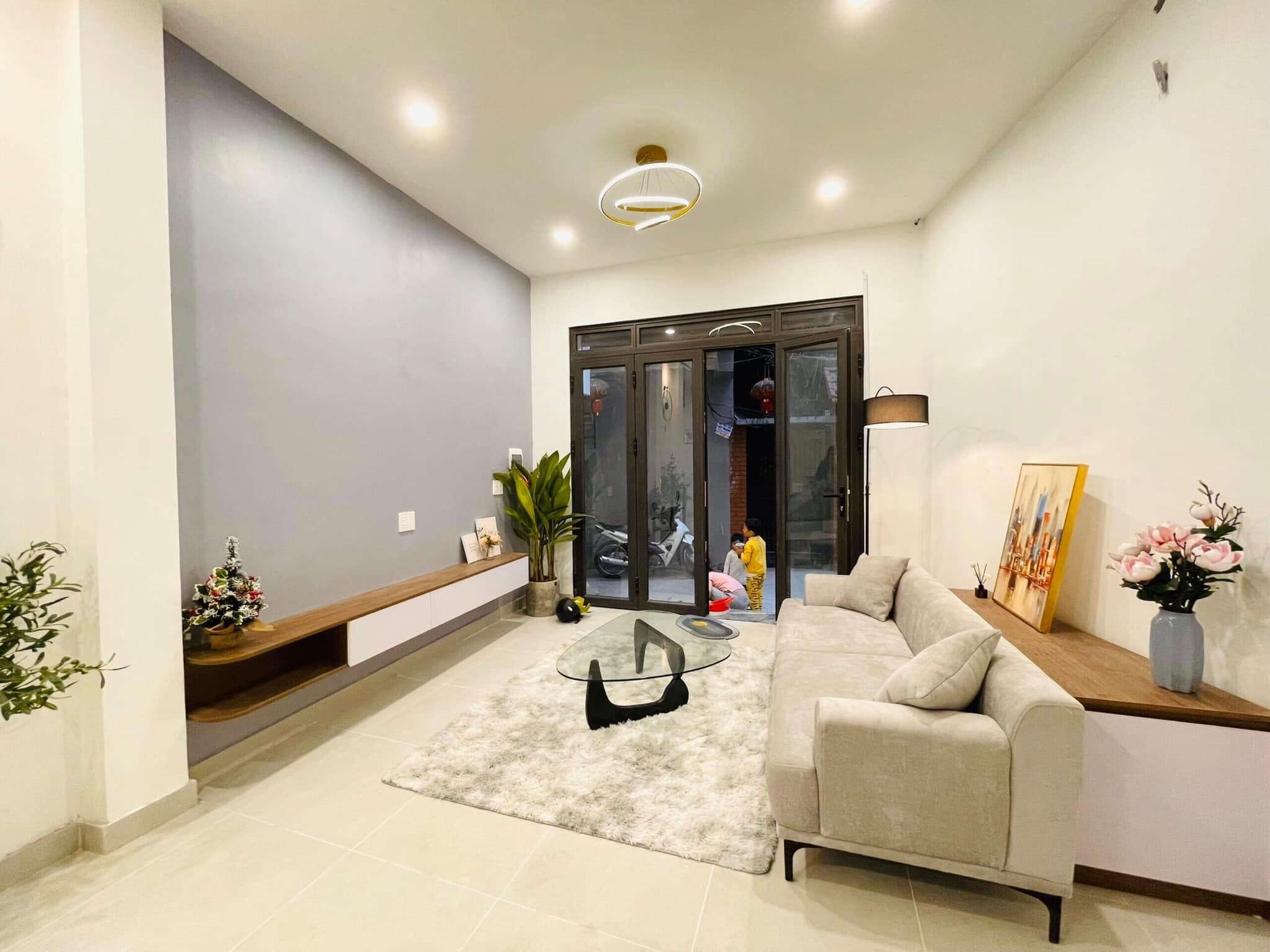 BÁN NHÀ THỤY KHUÊ 5.85 TỶ 52M2 4T MT 5.6M – NGÕ THÔNG – GẦN HỒ - KINH DOANH ĐỈNH – NHÀ ĐẸP