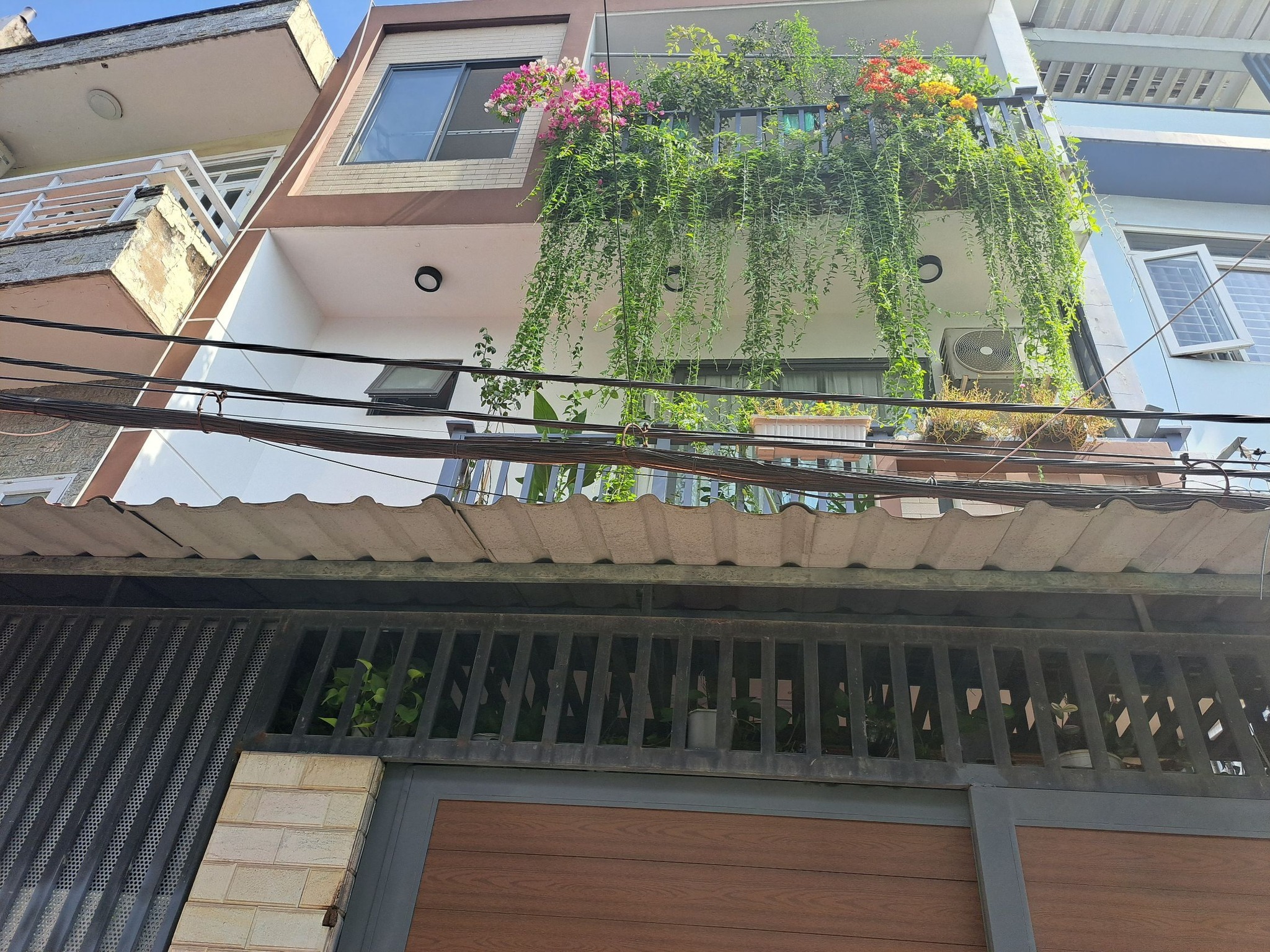 BÁN NHÀ 3 TẦNG TÂY THẠNH, TÂN PHÚ, DTSD 132 M2