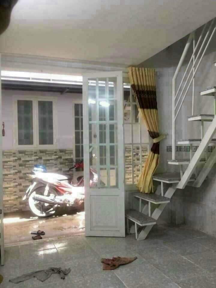 Chủ kẹt tiền cần bán gấp nhà gần chợ hiệp thành 1 lầu giá chỉ 540 triệu !