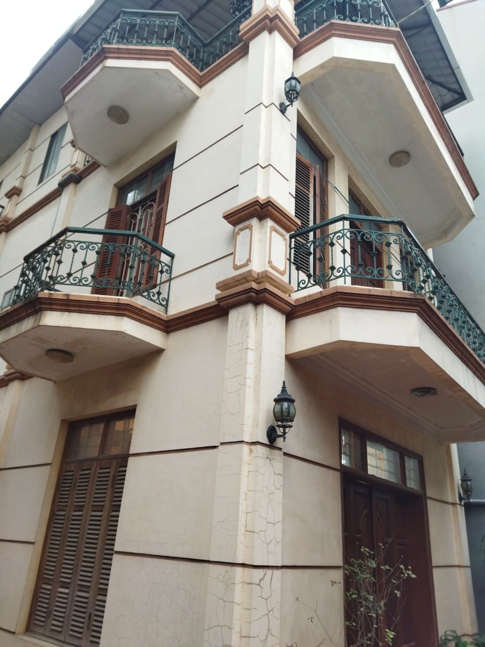 BÁN NHÀ VÕ CHÍ CÔNG 7.55 TỶ 117M2 3T MT 6.6M – LÔ GÓC – 2 THOÁNG – NGÕ THÔNG – GẦN PHỐ - KINH DOANH