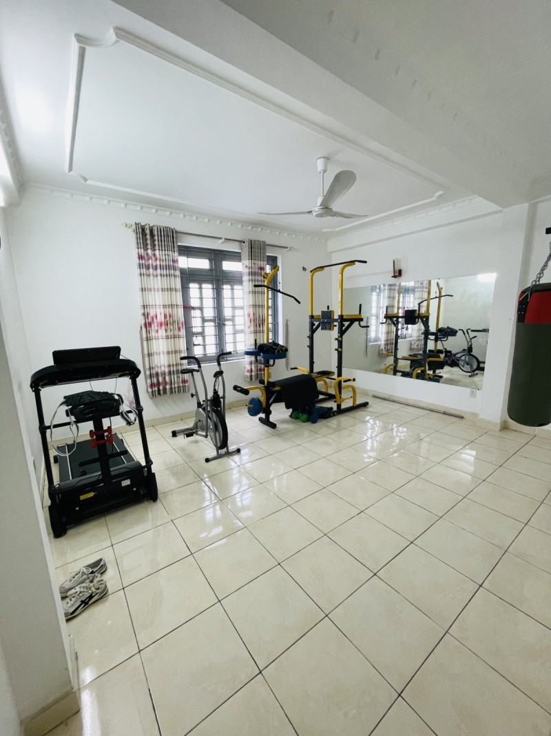 Bán nhà HXH gần Tô Hiến Thành, 71m2, ngang 5m, 3PN, giá rẻ