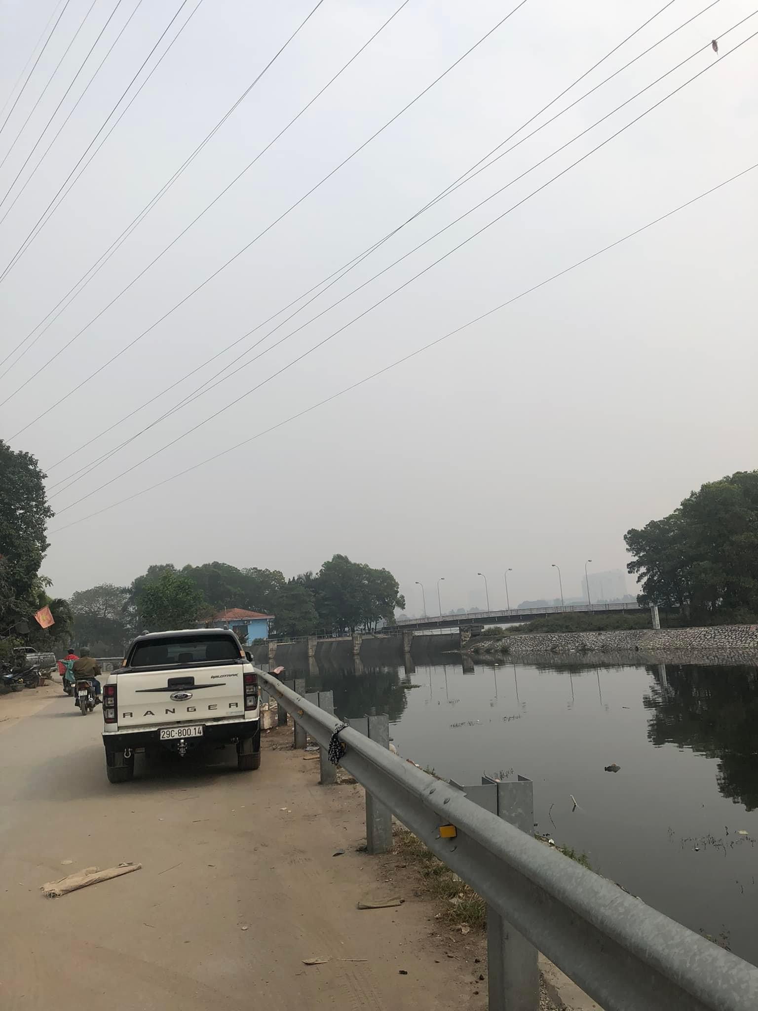 Bán Đất Lô Góc View Hồ Yên Sở Cách UBND Quận Hoàng Mai 500m. 197m2, MT 12m. Đường 10m, Vỉa Hè Rộng