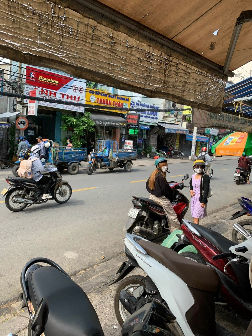 Bán nhà SIÊU VỊ TRÍ MẶT TIỀN Bùi Đình Tuý-15.5Tỷ giảm mạnh 12.9tỷ TL. DT (4x16m )4Phòng 4toilet