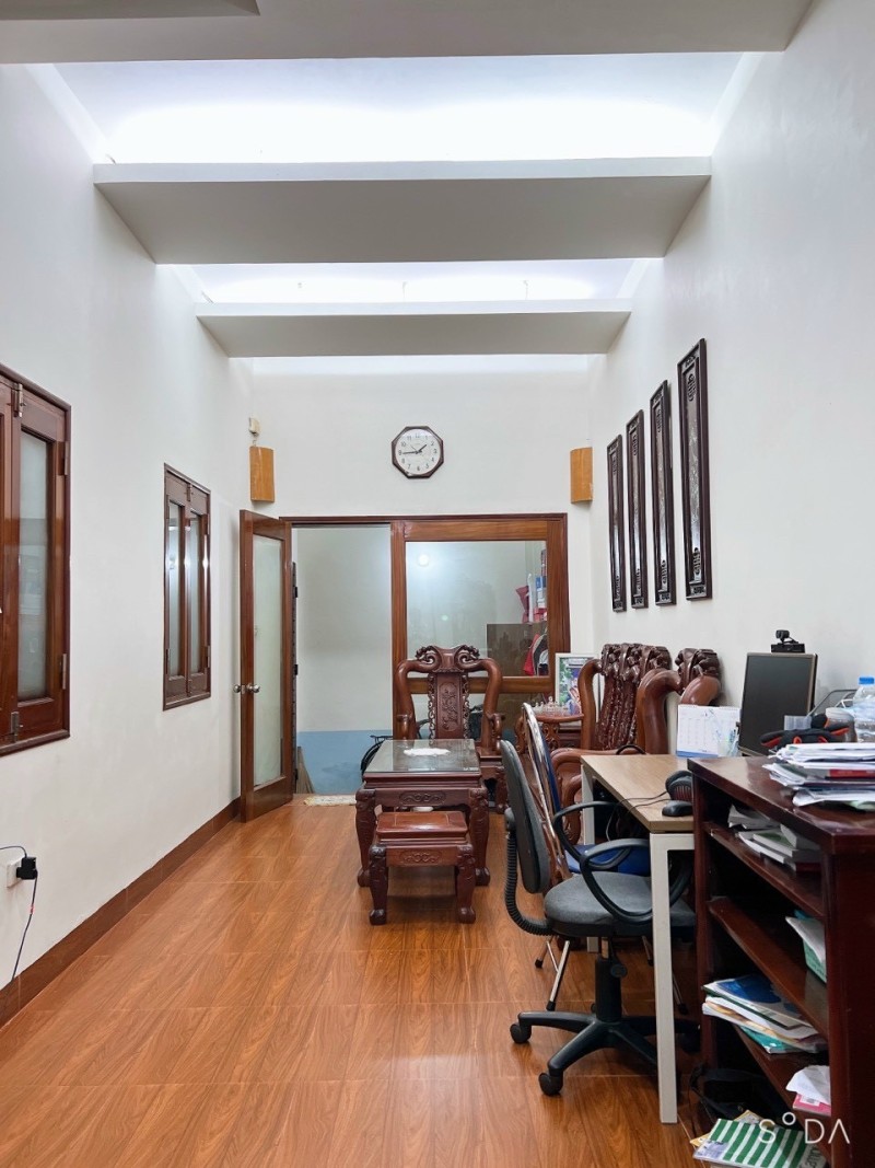 Bán gấp nhà phố Nguyễn Lương Bằng, 40m2 x 4T, 3 Gác Nhỉnh 4 tỷ