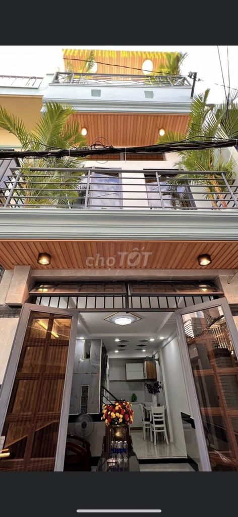 Bán Nhà Khu Bàu Cát Tân Bình, Hẻm ÔTô,Sát Mặt Tiền,43m2, Ngang 4.3m,3 Tầng, 5 tỷ99
