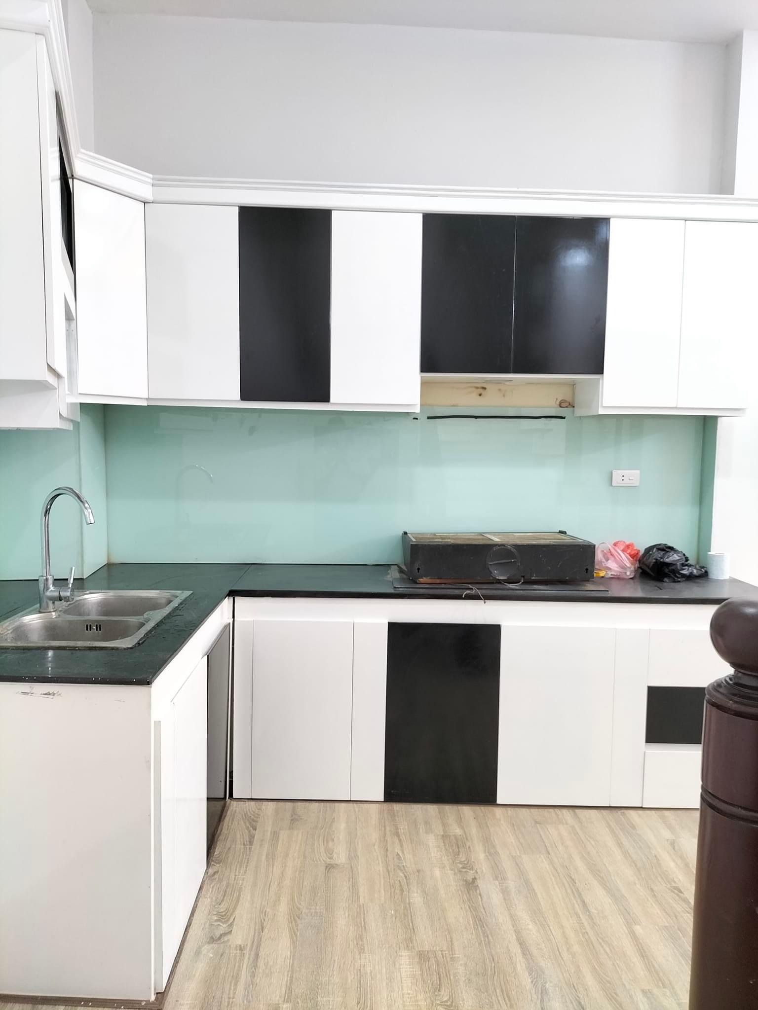 Bán Nhà Phố Kim Mã 40m2. 4 Tầng . Mặt Tiền 4m