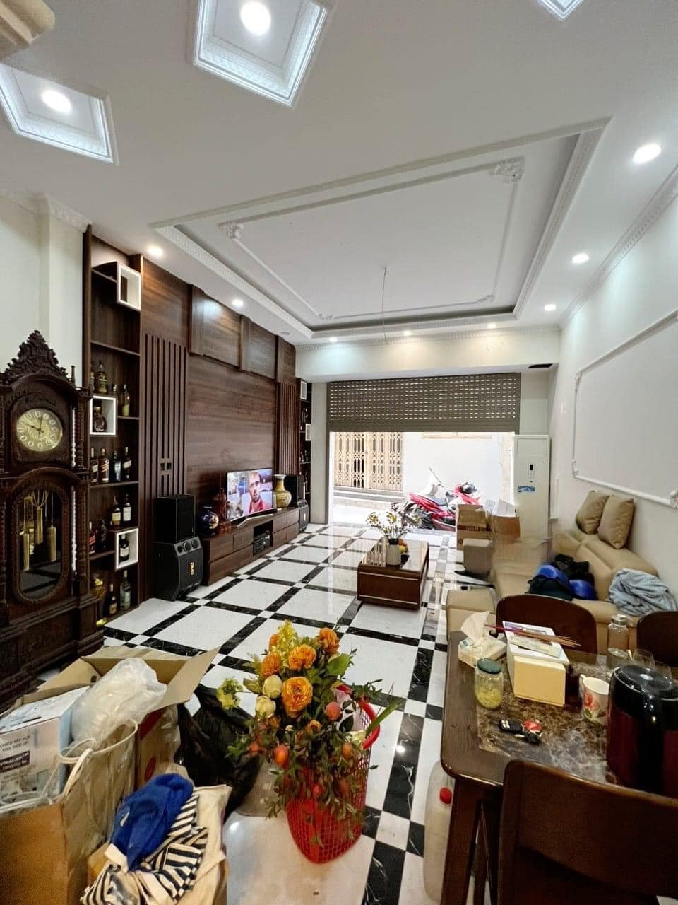 SỐC, BÁN NHÀ MINH KHAI HAI BÀ TRƯNG 34MX4, NHỈNH 2 TỶ.