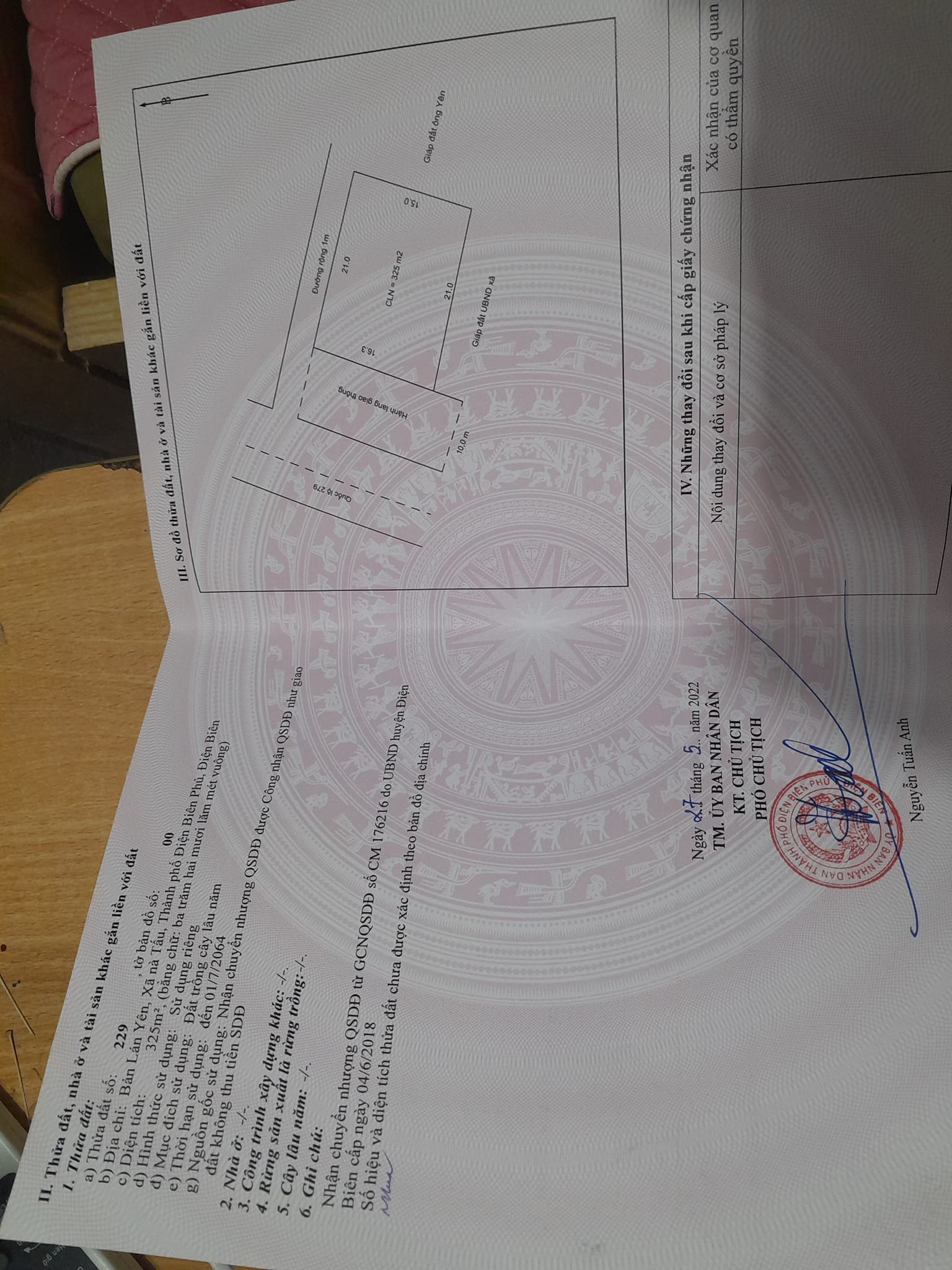 Gia đình cần bán gấp mảnh đất ngay sát UBND xã Nà Tấu.