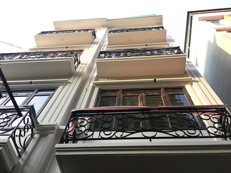 Bán Siêu CHDV 8mx21m 46- 48 Đường Ngô Quyền.Quận 10.