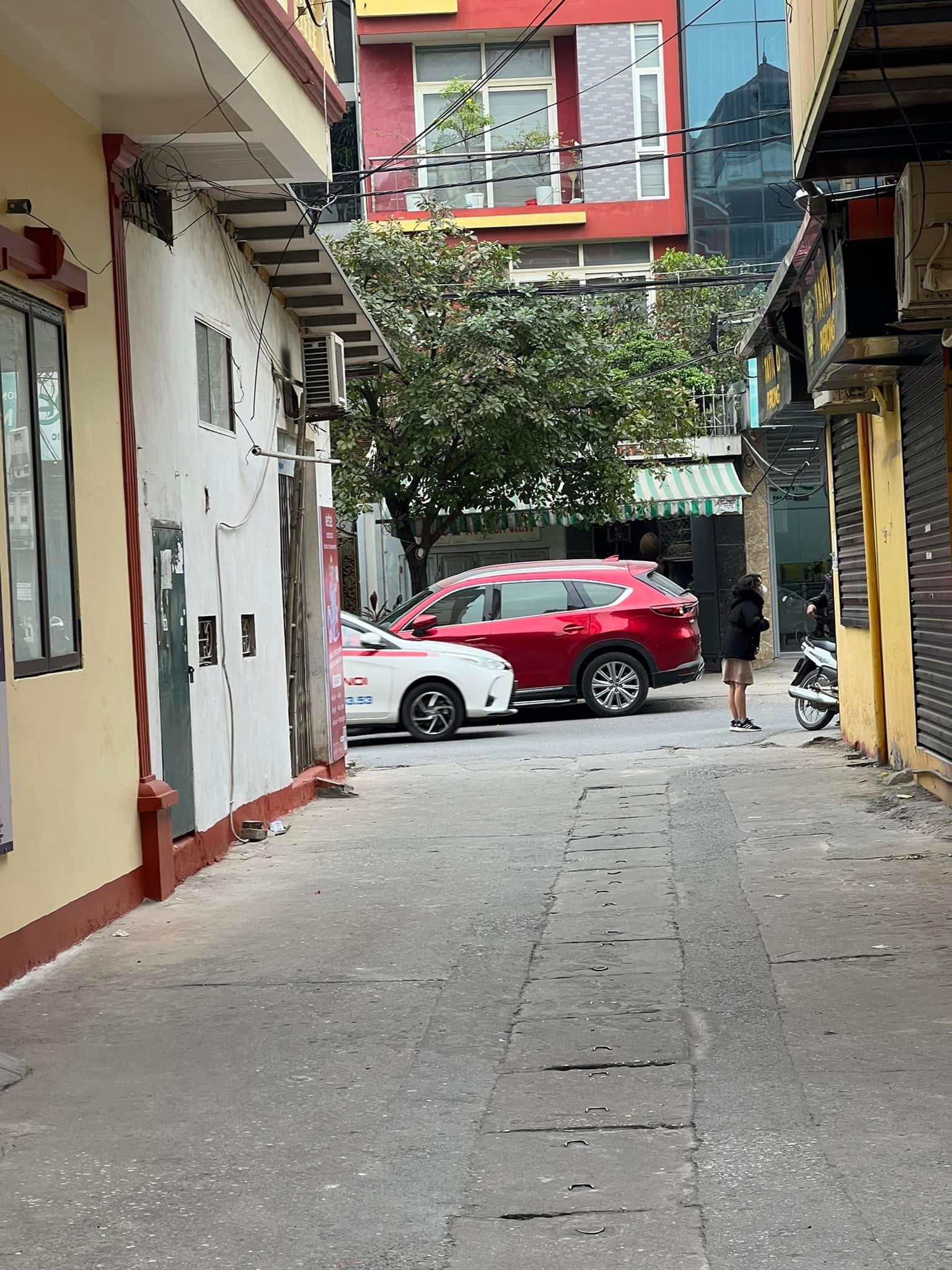 Bán nhà phố Mạc Thị Bưởi 44m- 4 tầng- MT 4 m- 5,25 lô góc , ngõ ô tô + Nhà nằm vị trí đối diện Time City hưởng chọn tiện ích.