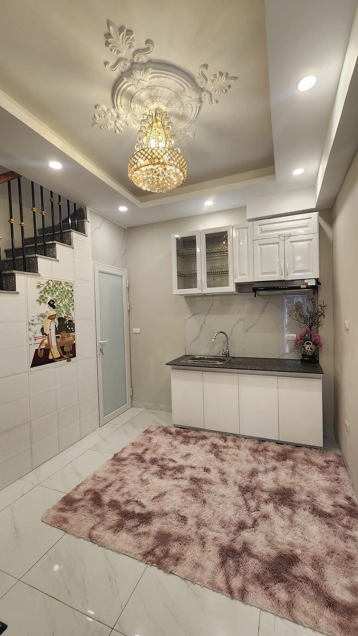 Sát tết chủ nhà cần bán gấp căn Mạc Thị Bưởi 20 m -3 tầng-2.150 tỷ ô tô đỗ cổng,nhà đẹp đón tết