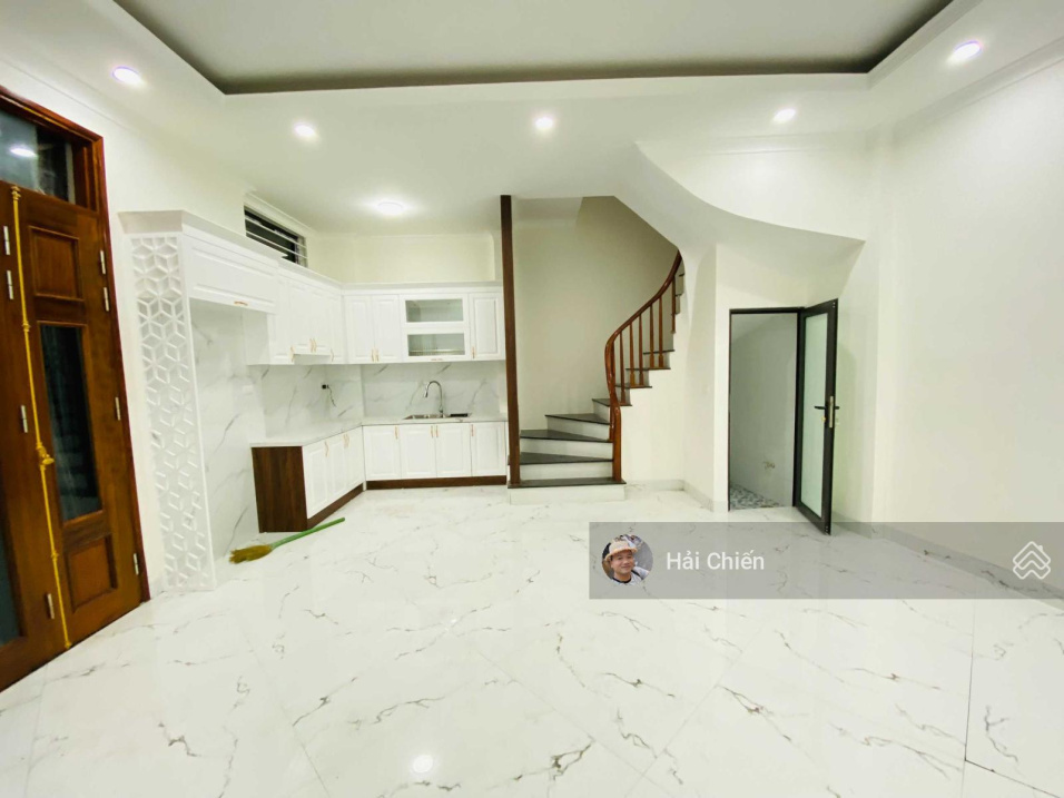 Ảnh thật thông tin chuẩn bán nhà phố Xã Đàn Đống Đa. DT 45m2x5T mới tinh, giá 4,5 tỷ