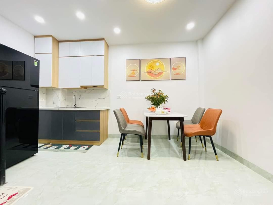 BÁN NHÀ, 5 TẦNG 3 NGỦ 2.39 TỶ XÃ ĐÀN, NGUYỄN LƯƠNG BẰNG, NHÀ ĐẸP ĐÓN TẾT, TRUNG TÂM ĐỐNG ĐA.