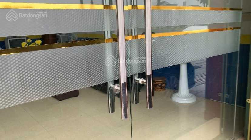 Ba tôi vào Sài Gòn với con nên bán căn nhà 3 tầng siêu đẹp mặt phố đường Hai Bà Trưng TP Quảng Ngãi