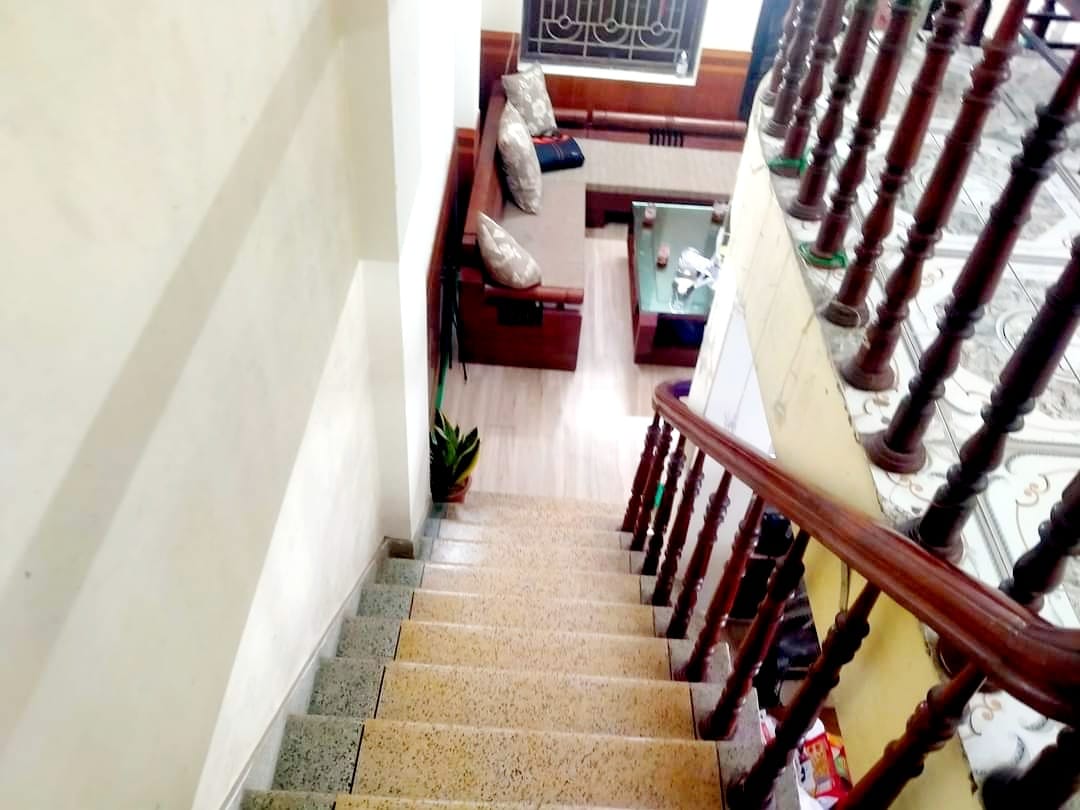 Mặt ngõ 105 Bạch Mai, mặt chợ kinh doanh, 69m2, MT 5m, sổ vuông, 10.6 tỷ