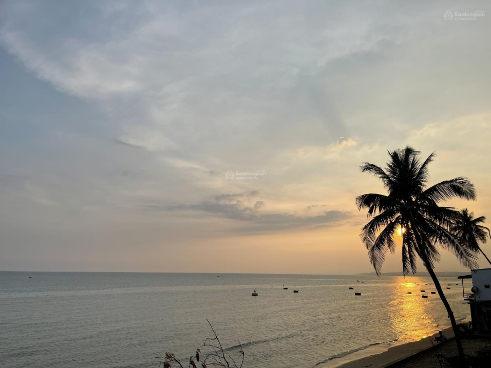 Bán 1154m2 mặt tiền biển Huỳnh Thúc Kháng, Mũi Né