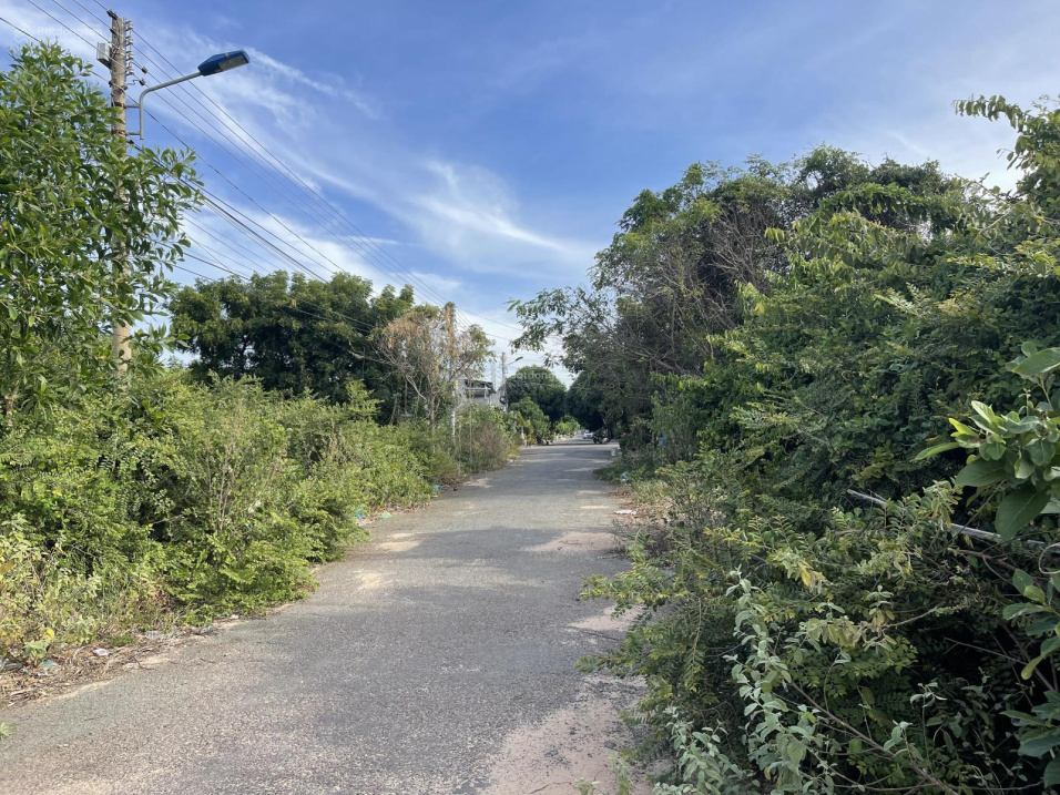 Bán 125m thổ cư đường Hồ Quang Cảnh, Hàm Tiến