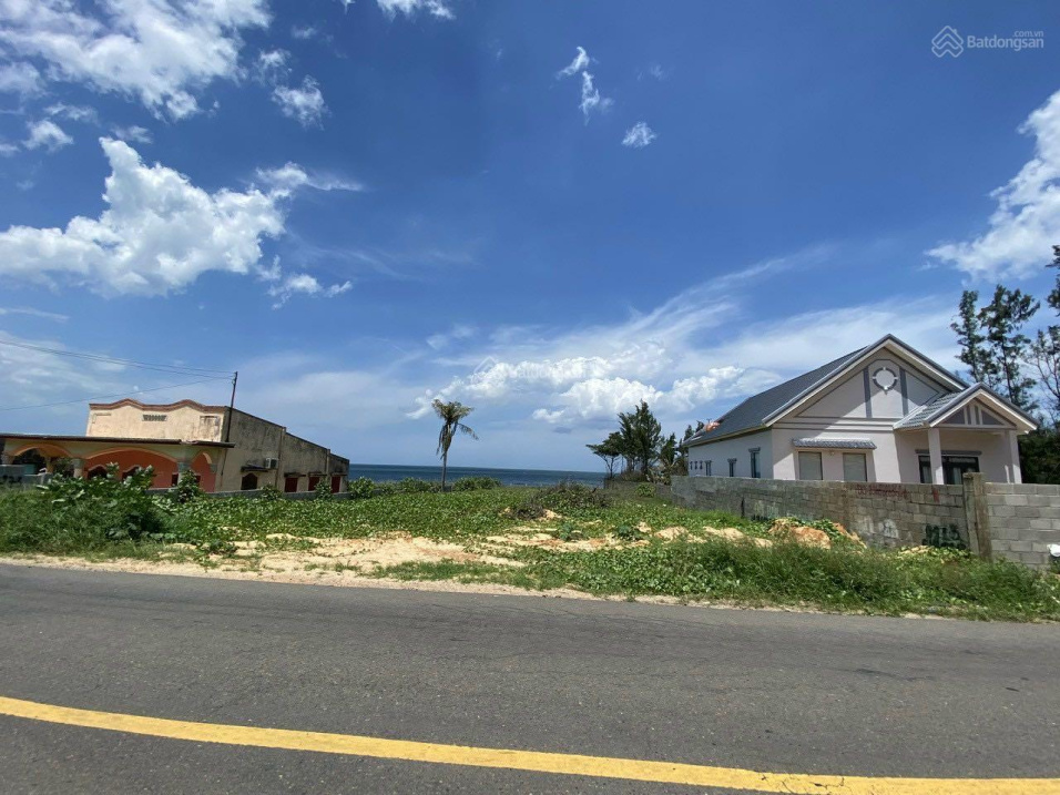 Bán 1648m2 mặt tiền Lạc Long Quân, Tiến Thành, TP Phan Thiết