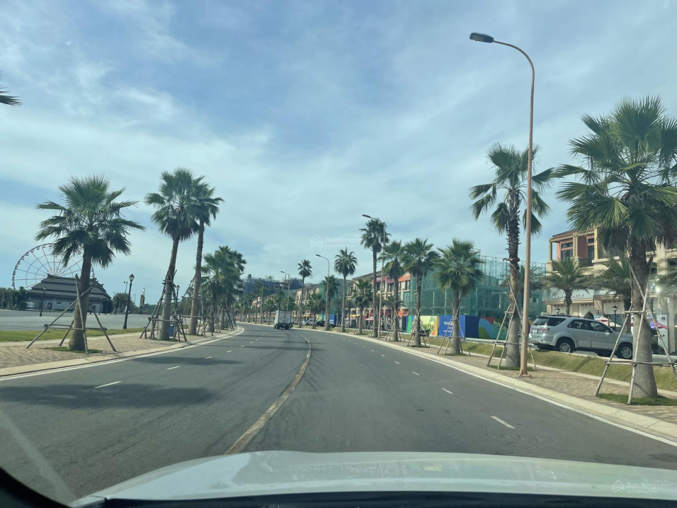 Bán 1896m2 view biển mặt tiền Lạc Long Quân, Tiến Thành kế Novaworld và công viên biển